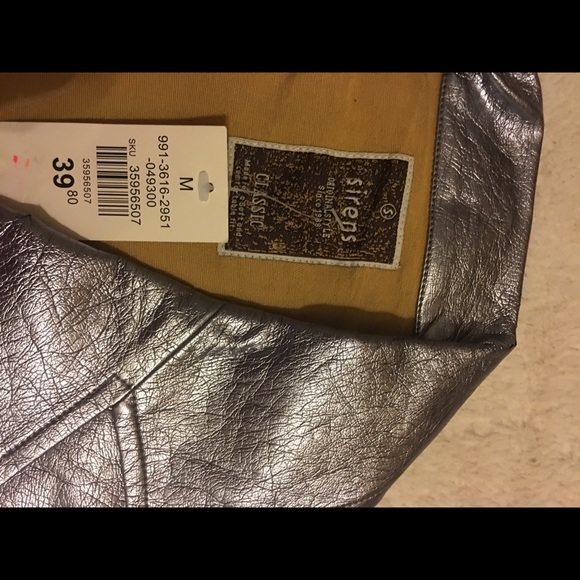 NWT silver distressed faux leather jacket - Picture 6 of 8